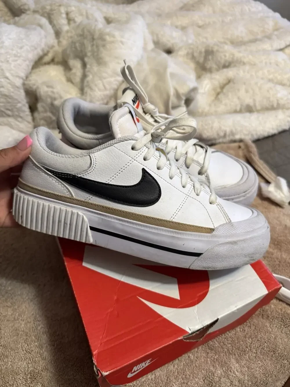 Nike Court Legacy White Hemp Leather Low Top Lace Up (Pre-Owned)